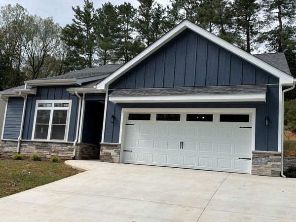 290 Anderson ST , Rocky Mount, VA 24151