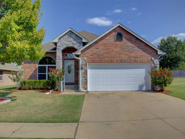 10715 Masters Circle , Jenks, OK 74037