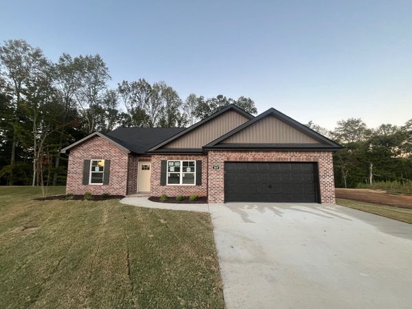 369 Idell Ct, Clarksville, TN 37042