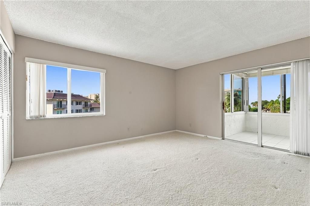 3410 Gulf Shore Blvd N, Unit 304, Naples, FL 34103 Photo