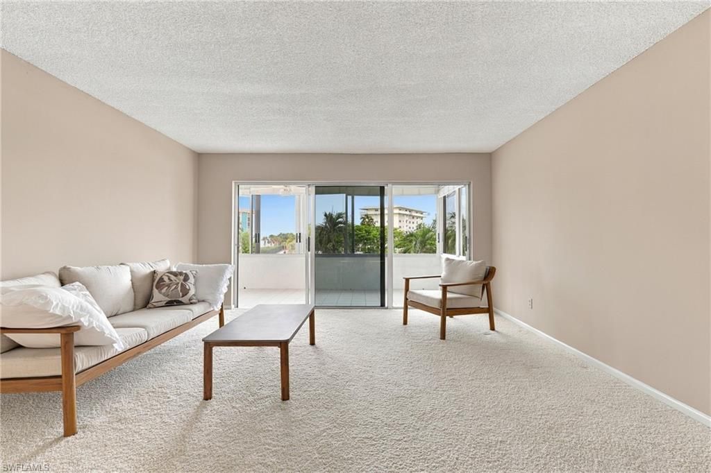 3410 Gulf Shore Blvd N, Unit 304, Naples, FL 34103 Photo