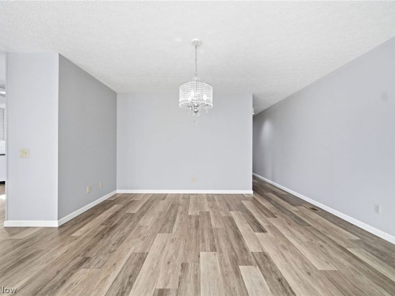21600 Oak Bark Trail, Strongsville, OH 44149 Photo 7