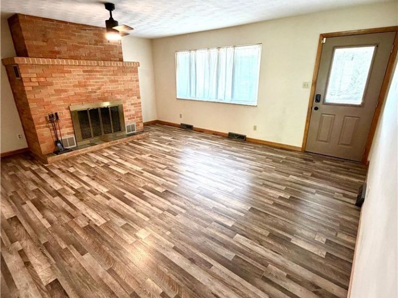 5711 Fairdale Drive, Cambridge, OH 43725 Photo 10