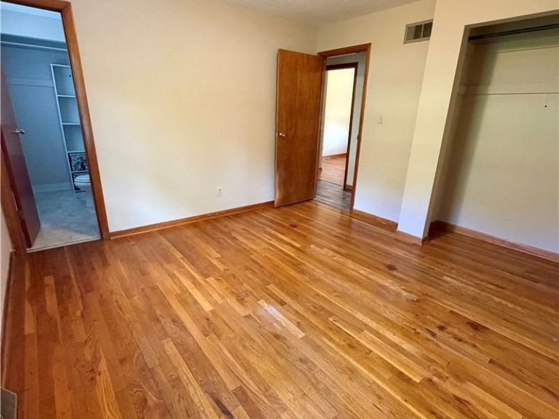 5711 Fairdale Drive, Cambridge, OH 43725 Photo 21
