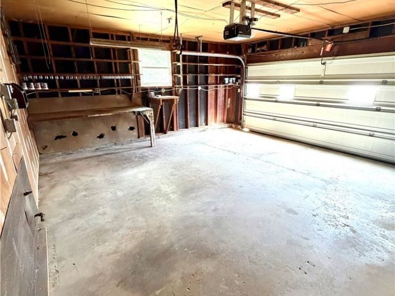 5711 Fairdale Drive, Cambridge, OH 43725 Photo 26