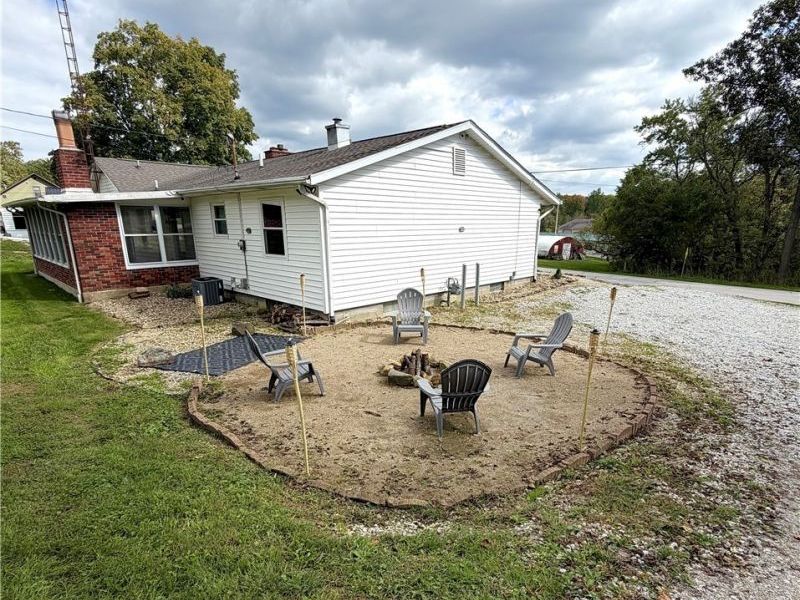 5711 Fairdale Drive, Cambridge, OH 43725 Photo 5