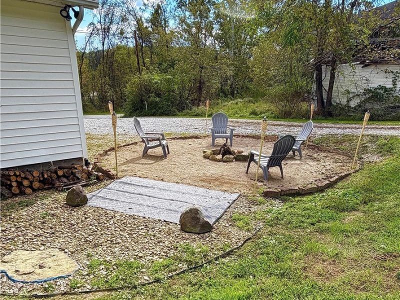 5711 Fairdale Drive, Cambridge, OH 43725 Photo 6