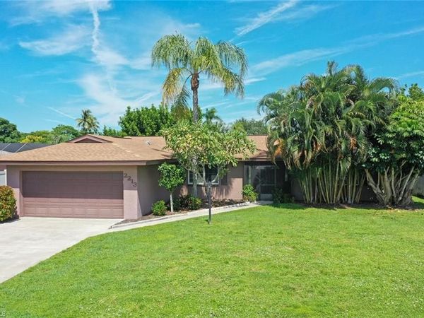 2213 SE 14th ST, CAPE CORAL, FL 33990