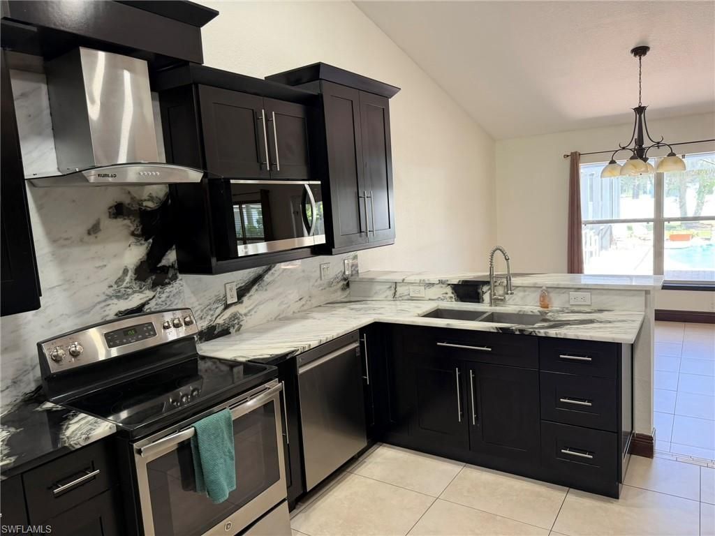702 Calvin Ave, Lehigh Acres, FL 33972 Photo