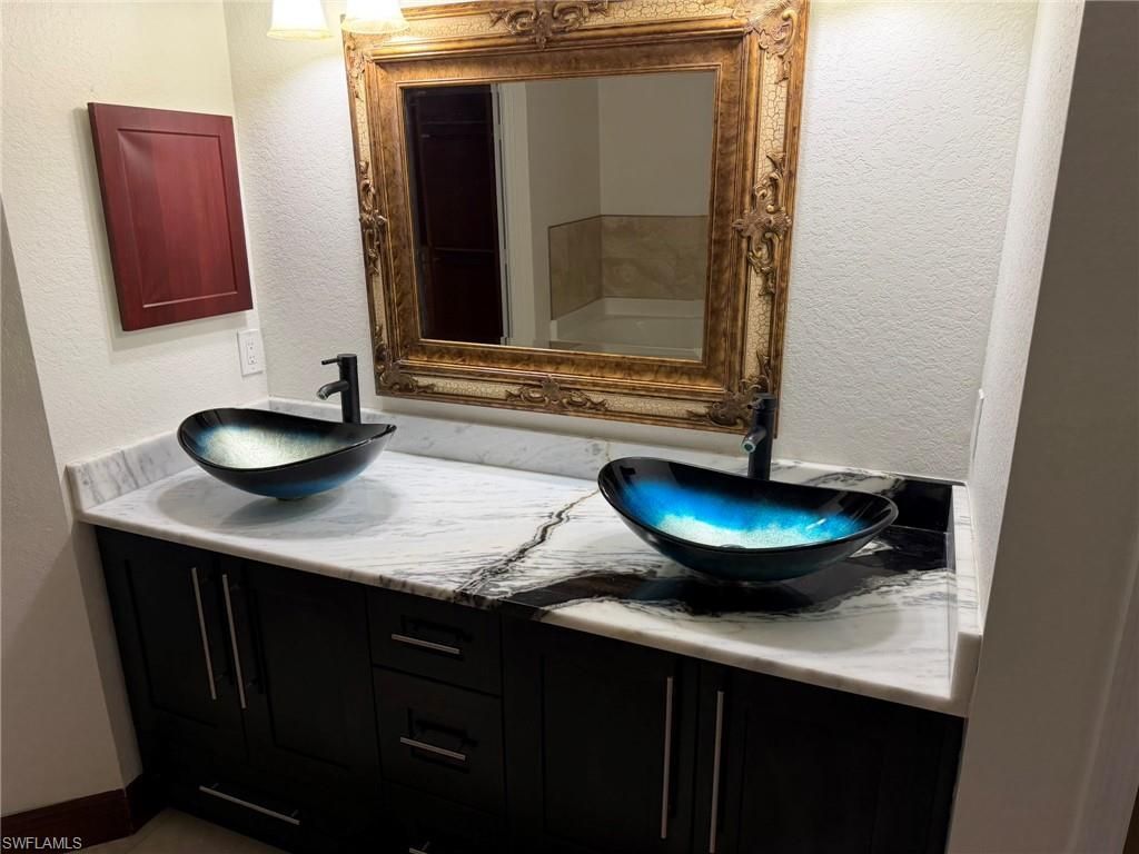 702 Calvin Ave, Lehigh Acres, FL 33972 Photo