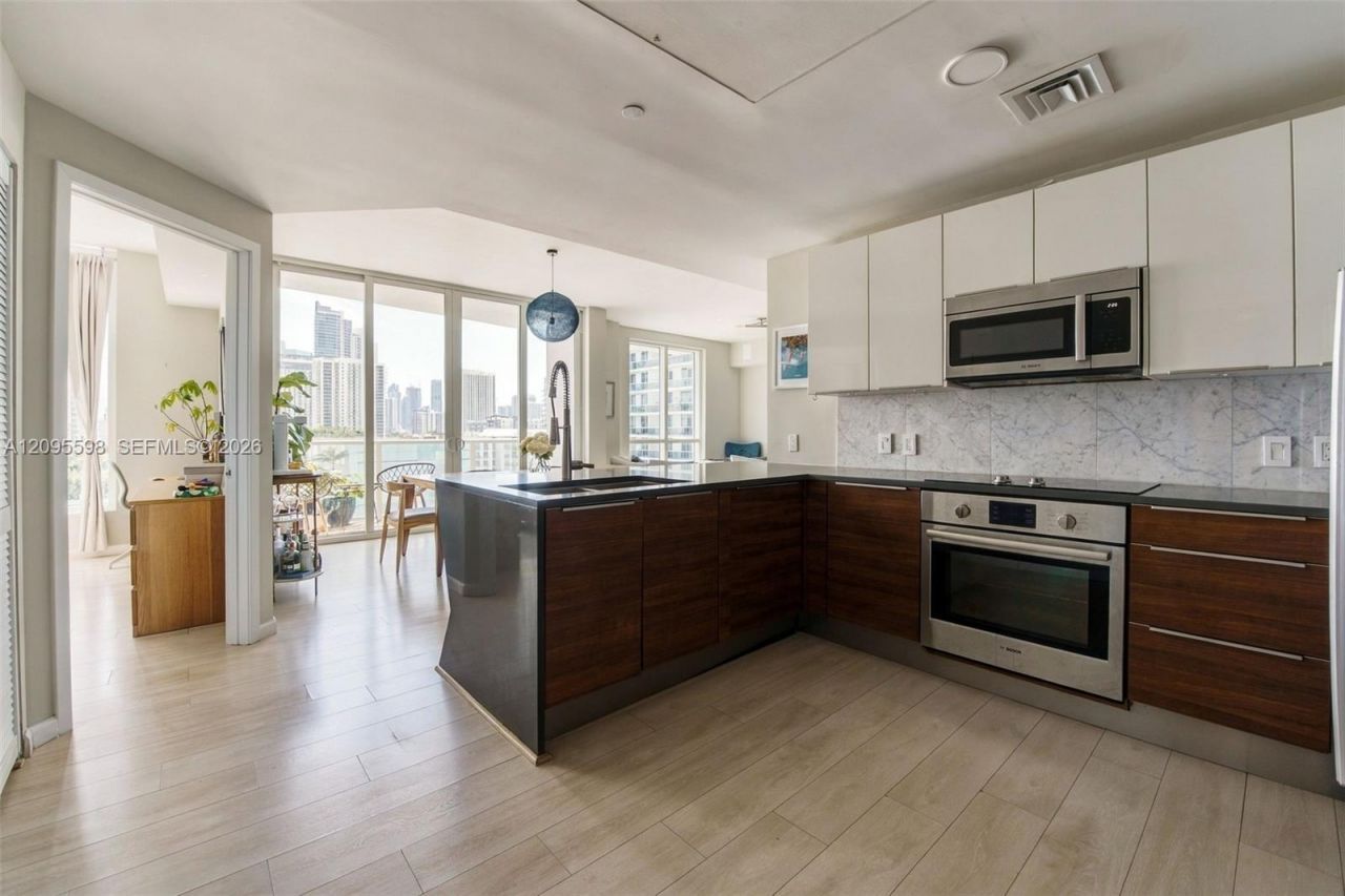 601 NE 27th St , Unit 1006, Miami, FL 33137 Photo