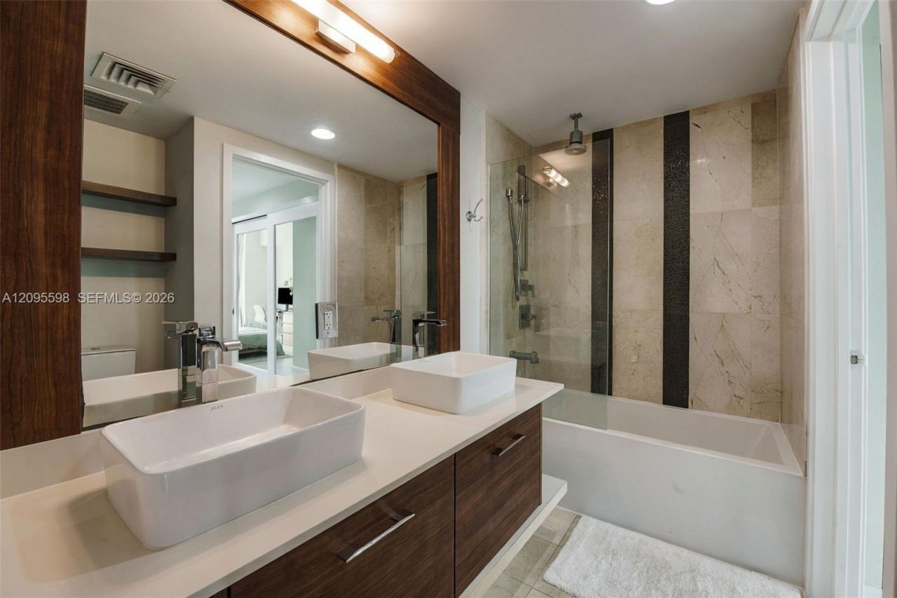 601 NE 27th St , Unit 1006, Miami, FL 33137 Photo