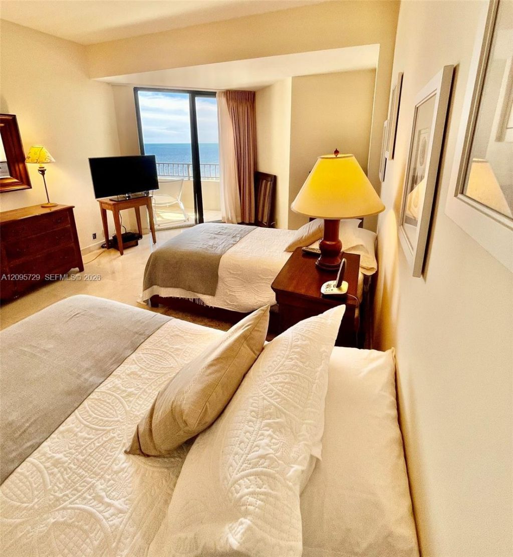 201 Crandon Blvd , Unit 1235, Key Biscayne, FL 33149 Photo