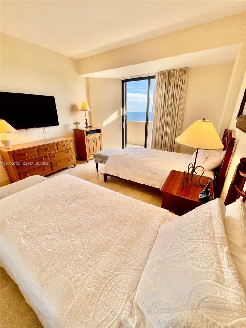 201 Crandon Blvd , Unit 1235, Key Biscayne, FL 33149 Photo