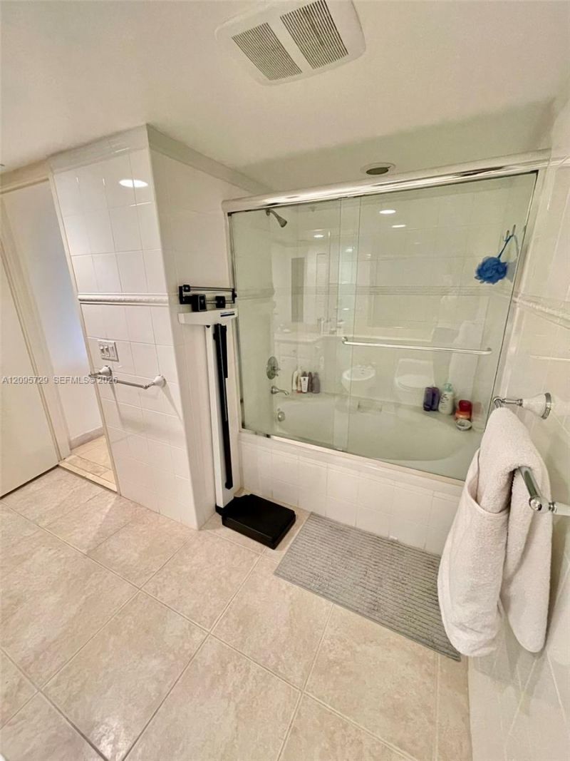 201 Crandon Blvd , Unit 1235, Key Biscayne, FL 33149 Photo