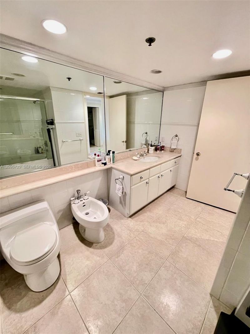 201 Crandon Blvd , Unit 1235, Key Biscayne, FL 33149 Photo