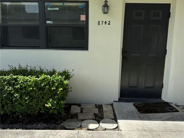 8742 SW 145th St , Unit 8742, Palmetto Bay, FL 33176