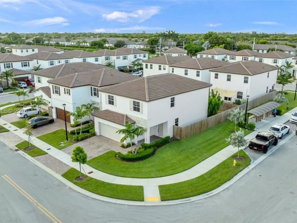 2479 SE 24th Dr , Homestead, FL 33035