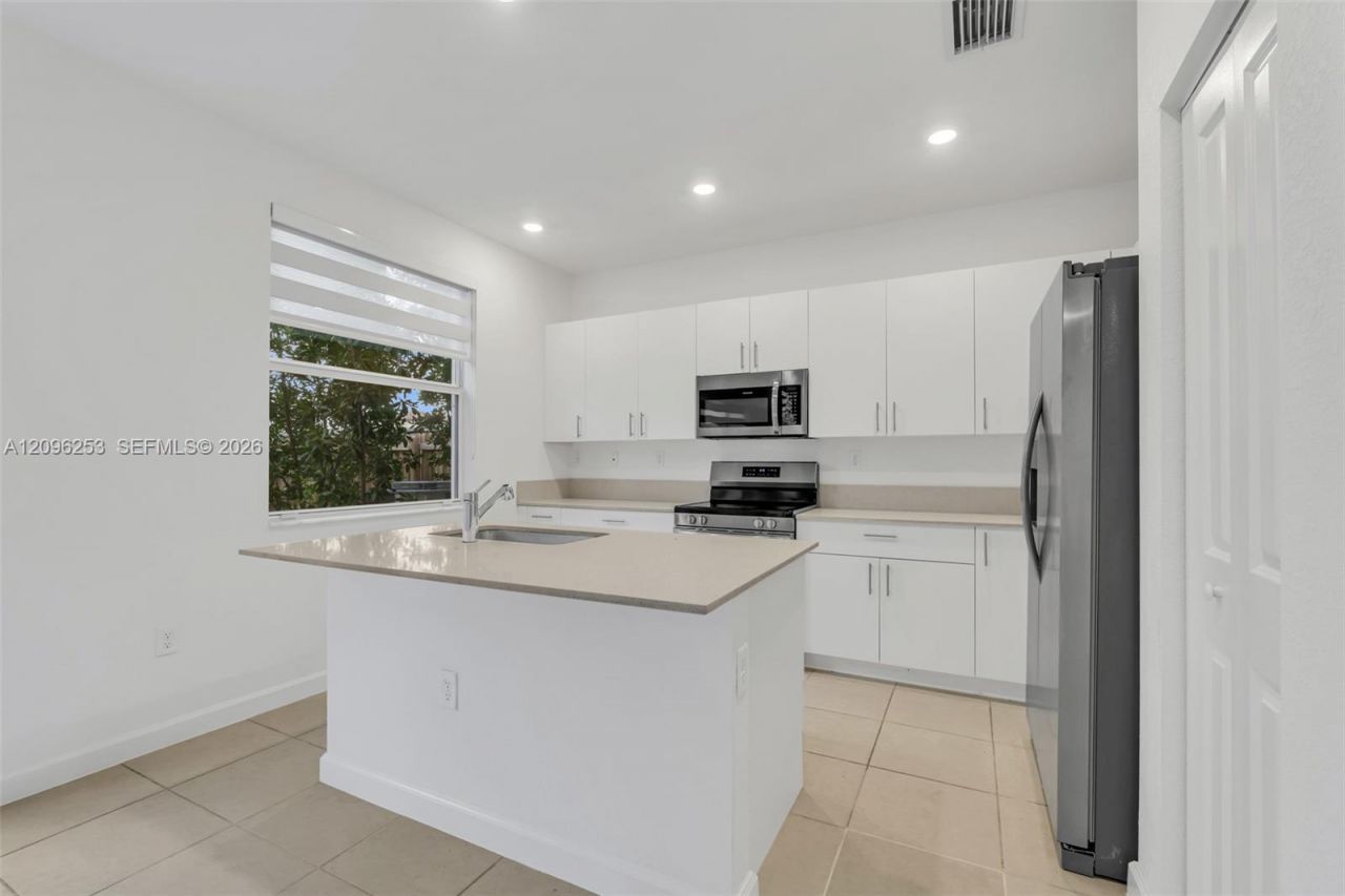 2479 SE 24th Dr , Homestead, FL 33035 Photo