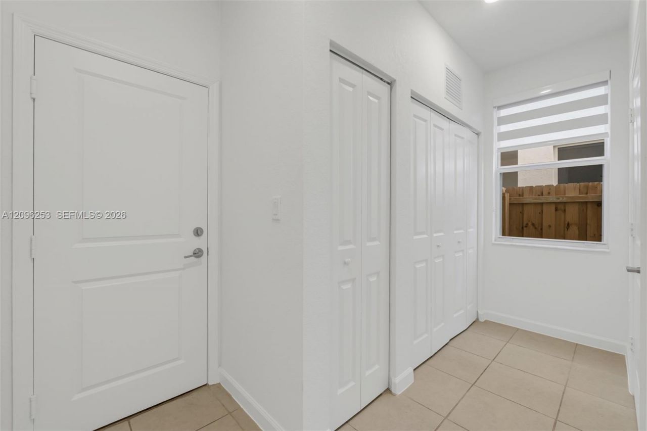 2479 SE 24th Dr , Homestead, FL 33035 Photo
