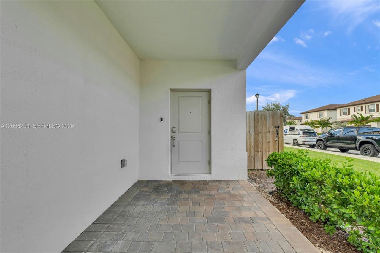2479 SE 24th Dr , Homestead, FL 33035 Photo