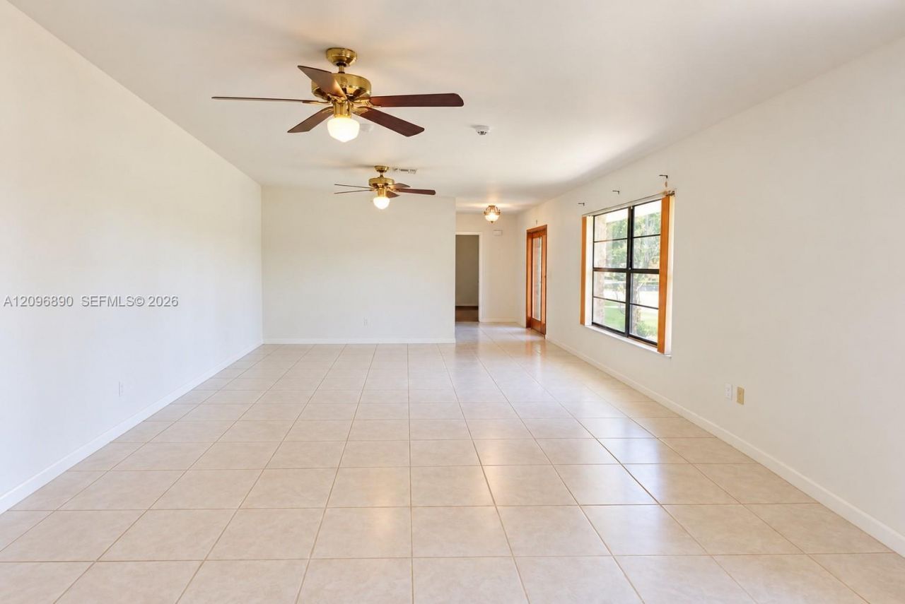 9741 SW 159th St, Miami, FL 33157 Photo