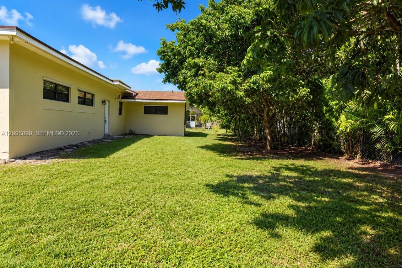 9741 SW 159th St, Miami, FL 33157 Photo