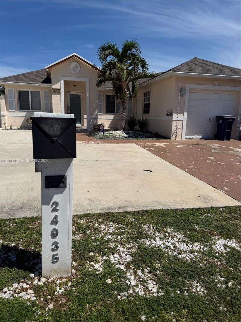 24935 SW 129th Path, Homestead, FL 33032 Photo