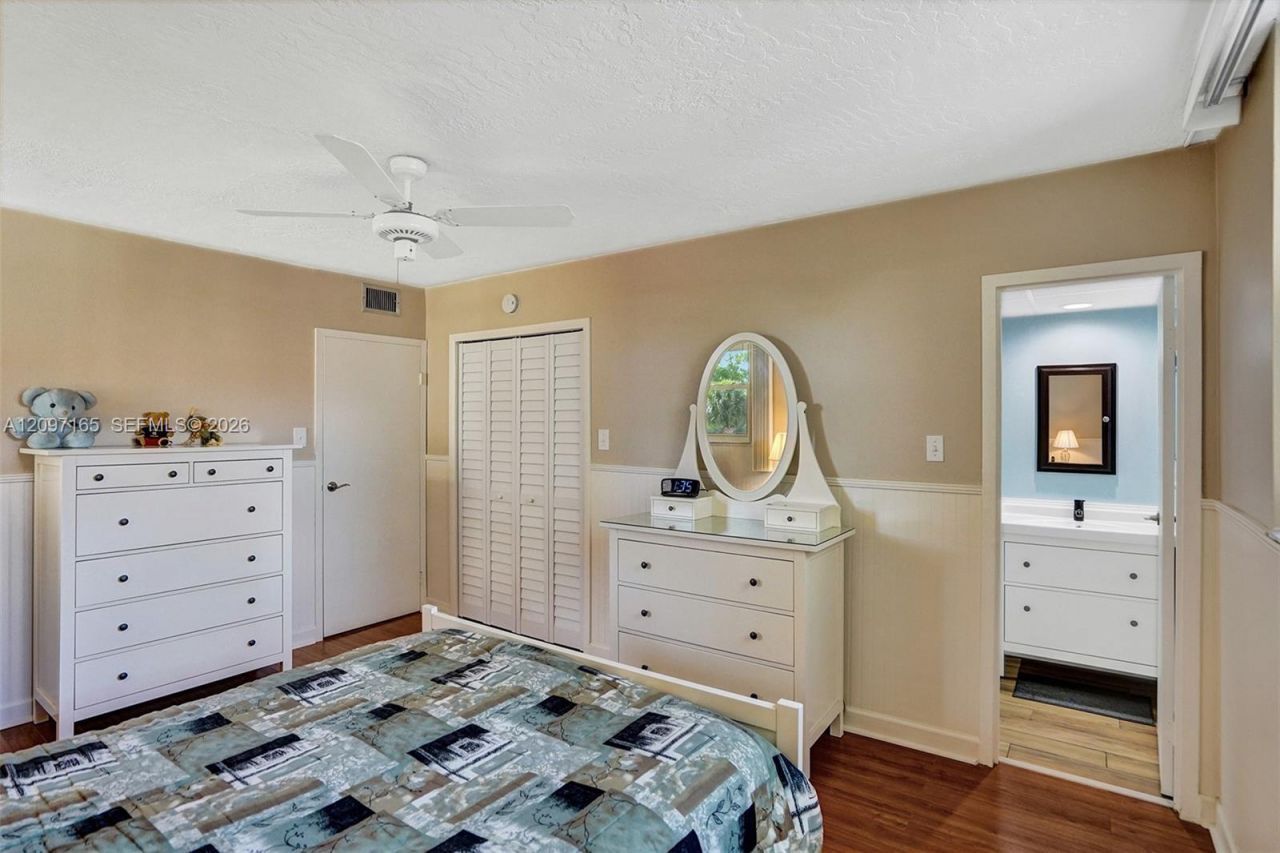 2871 Somerset Dr , Unit 209, Lauderdale Lakes, FL 33311 Photo