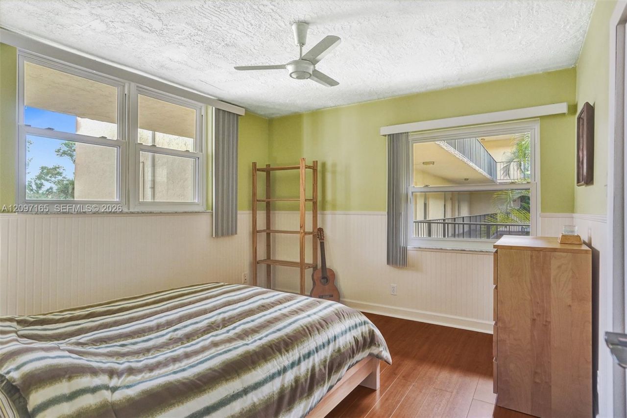 2871 Somerset Dr , Unit 209, Lauderdale Lakes, FL 33311 Photo