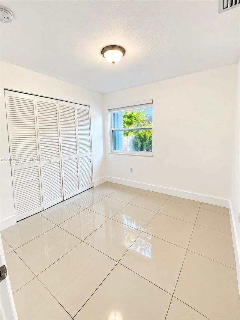 3024 NW 55th St , Miami, FL 33142 Photo