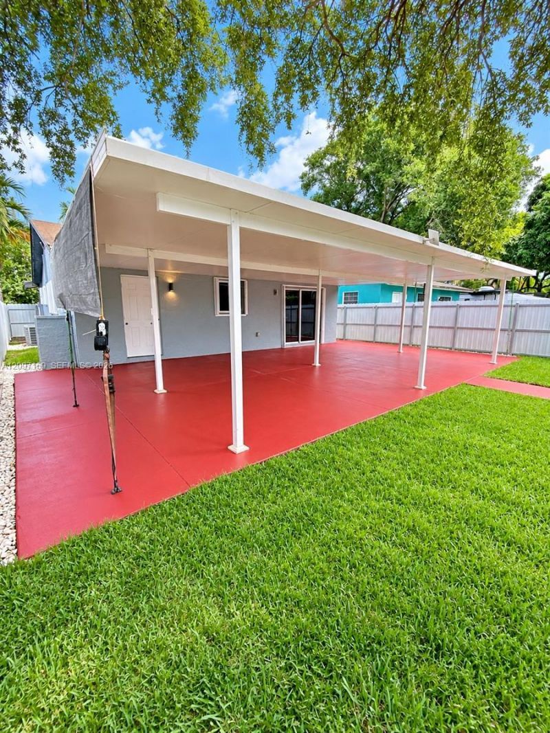 3024 NW 55th St , Miami, FL 33142 Photo
