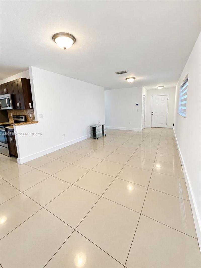 3024 NW 55th St , Miami, FL 33142 Photo
