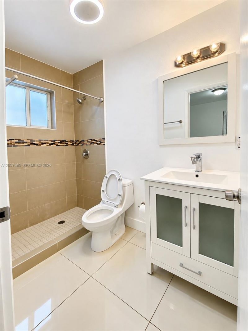 3024 NW 55th St , Miami, FL 33142 Photo