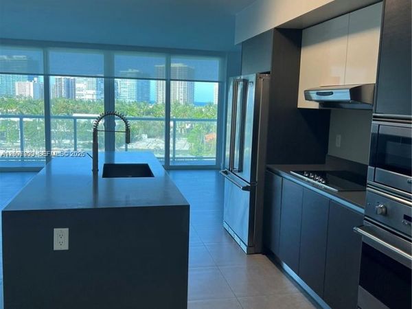 9821 E Bay Harbor Dr , Unit 805, Bay Harbor Islands, FL 33154