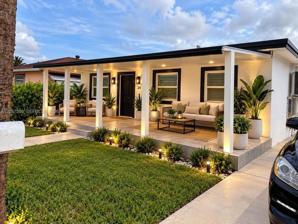 3350 NW 101st St , Miami, FL 33147