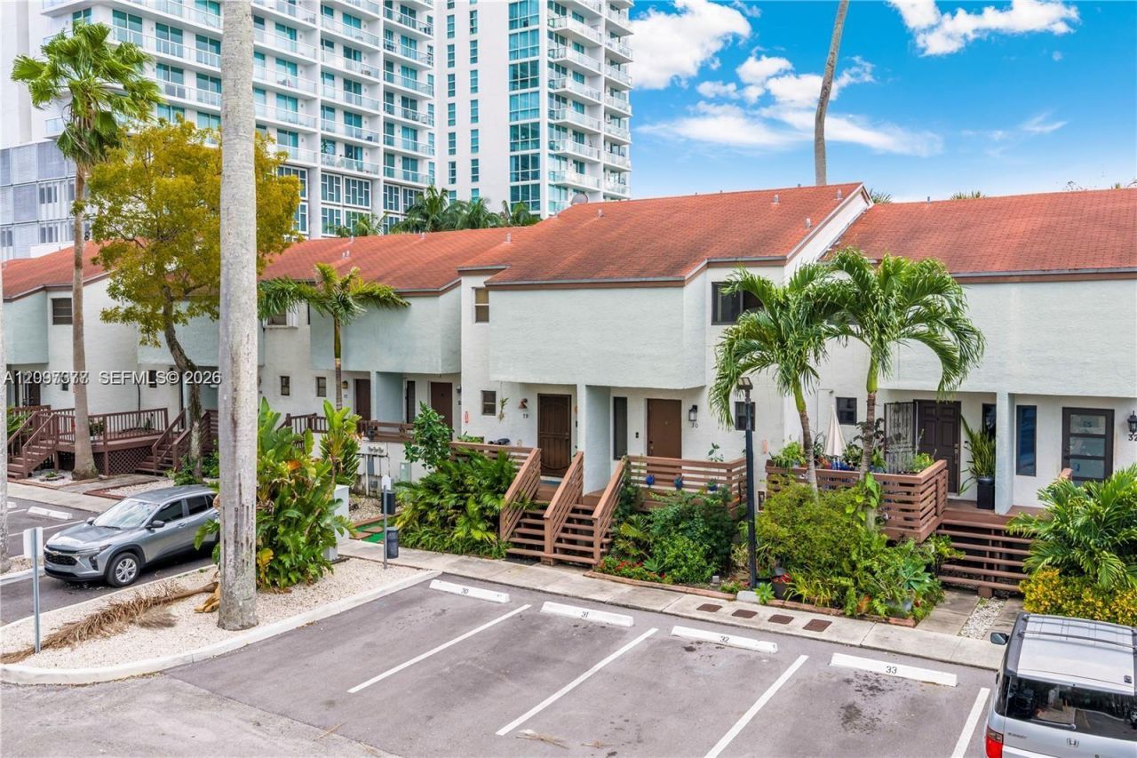 1901 NW S River Dr , Unit 30C, Miami, FL 33125 Photo