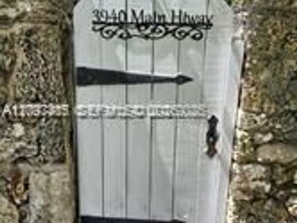 3940 Main Hwy , Unit 2, Miami, FL 33133