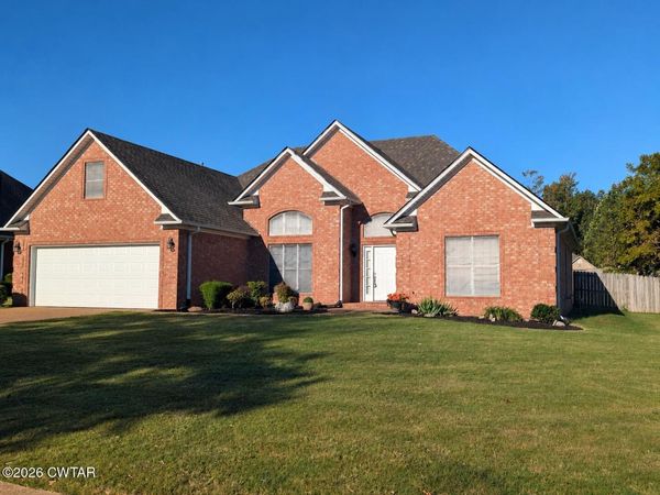 35 Fawn Ridge Drive , Jackson, TN 38305