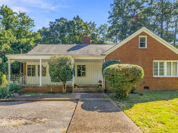 1126 Lambuth Boulevard , Jackson, TN 38301