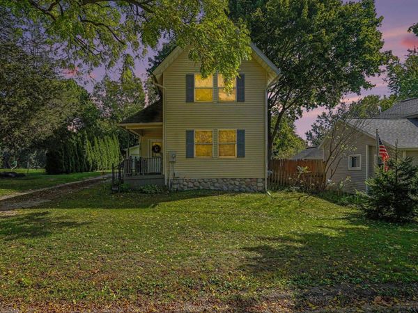 115 S Main Street, Munith, MI 49259