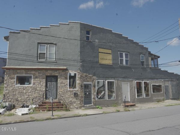 25 N 5TH Street , Sunbury, PA 17801