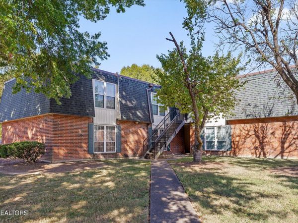 900 Mountain Creek Rd, Chattanooga, TN 37405