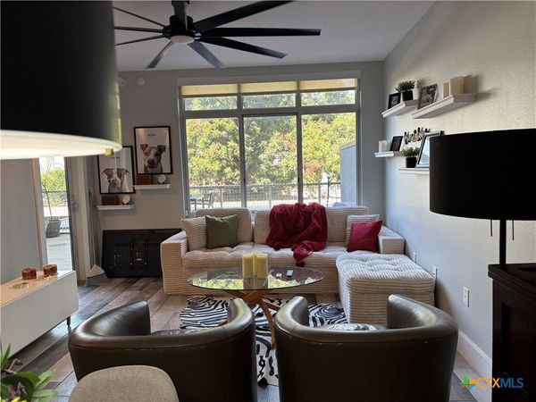 54 Rainey Street , Austin, TX 78701