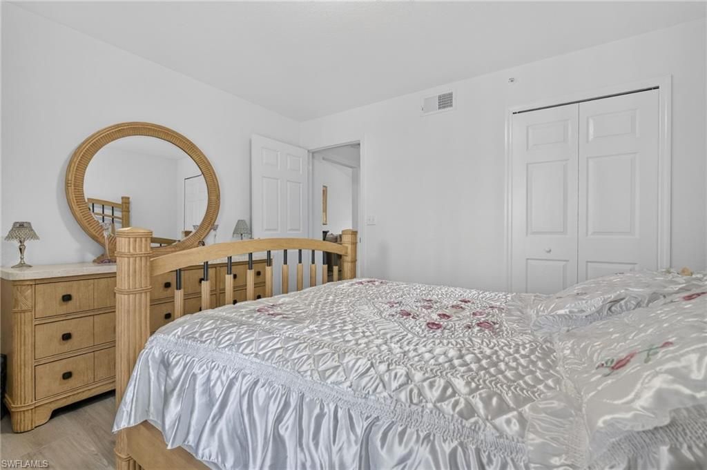 3245 Cypress Glen Way, Unit 518, Naples, FL 34109 Photo