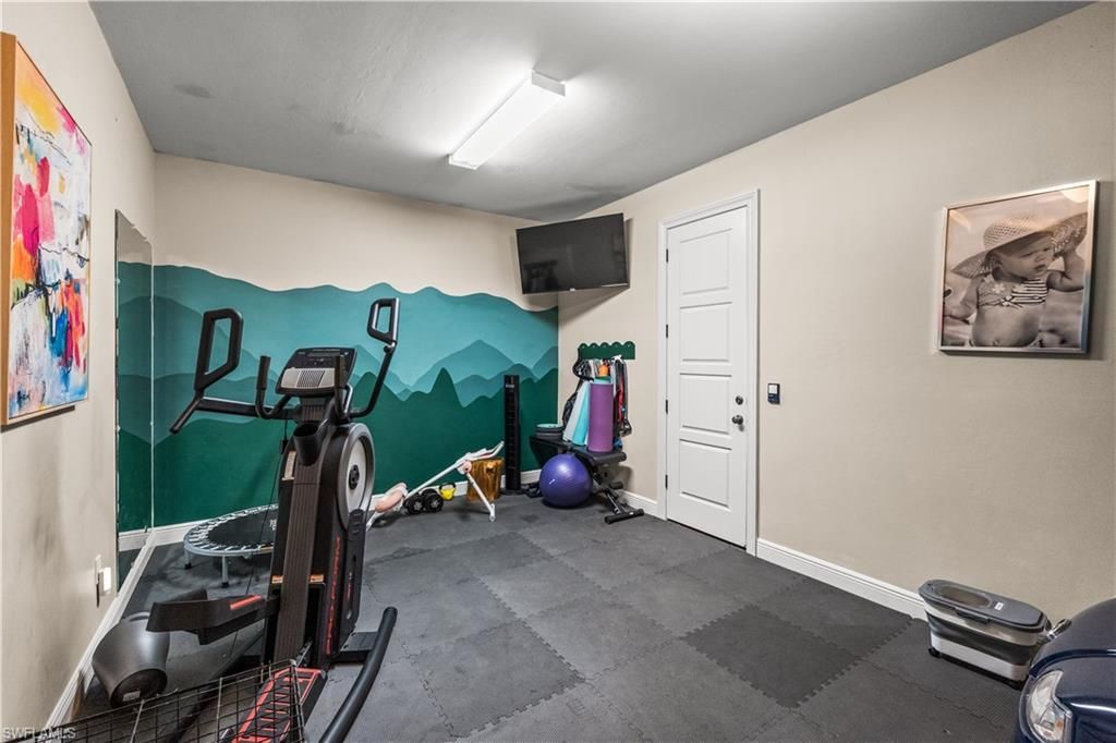 6370 Hunters Rd , Naples, FL 34109 Photo