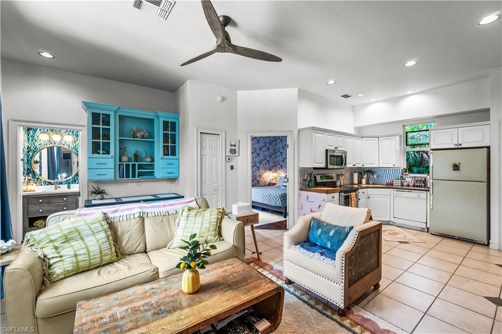 6370 Hunters Rd , Naples, FL 34109 Photo