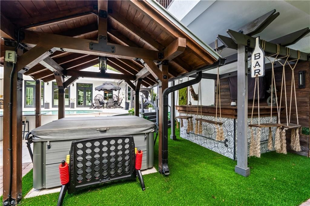 6370 Hunters Rd , Naples, FL 34109 Photo