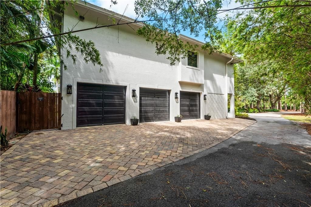 6370 Hunters Rd , Naples, FL 34109 Photo