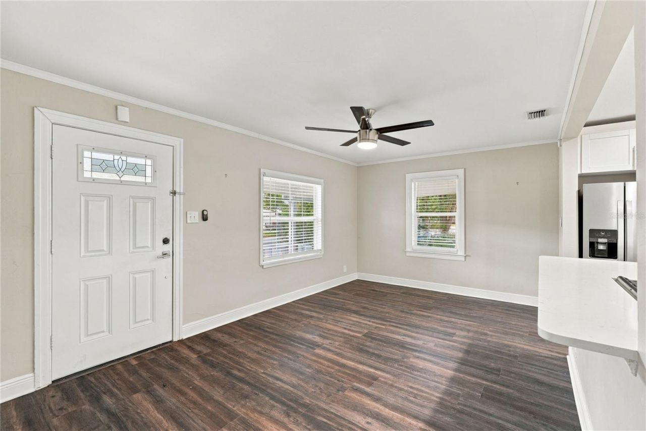 3184 11th Avenue N, Saint Petersburg, FL 33713 Photo